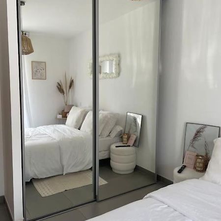 Appartement T2 Avec Jardin Люссиана Экстерьер фото